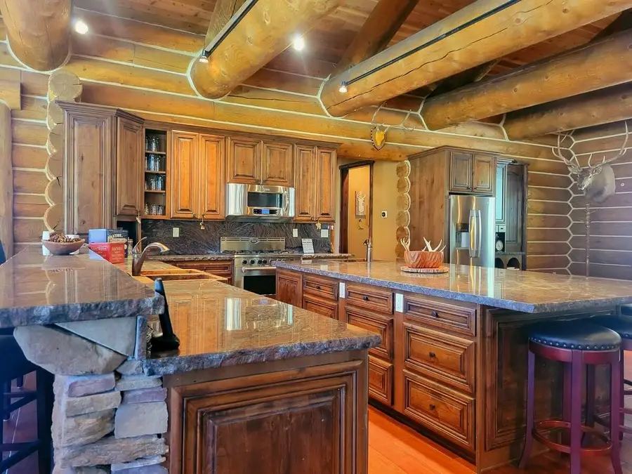 1103 E Spring Hollow Rd, Mammoth Creek, UT 84735 - #2