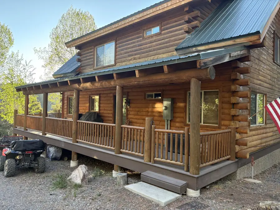296 N Cedar Dr, Panguitch Lake, UT 84759 - #2