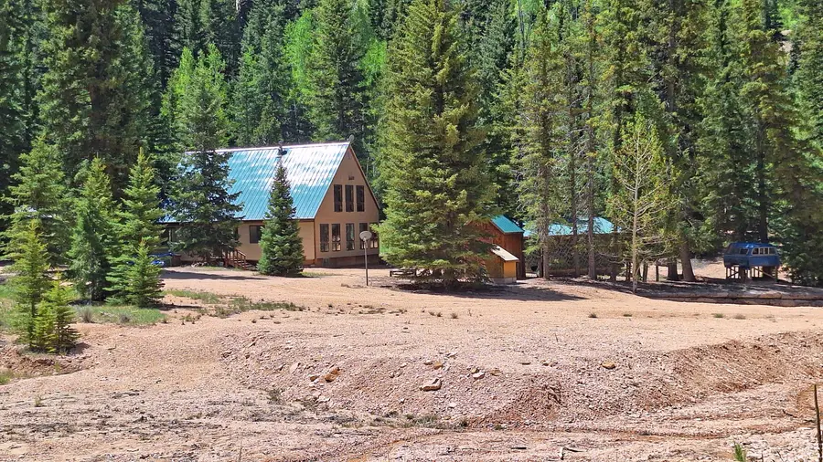 3655 E Sequoia Dr, Alton, UT 84710 - #2