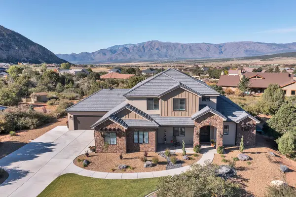 1912 S Chekshani Cliffs Ln, New Harmony, UT 84757