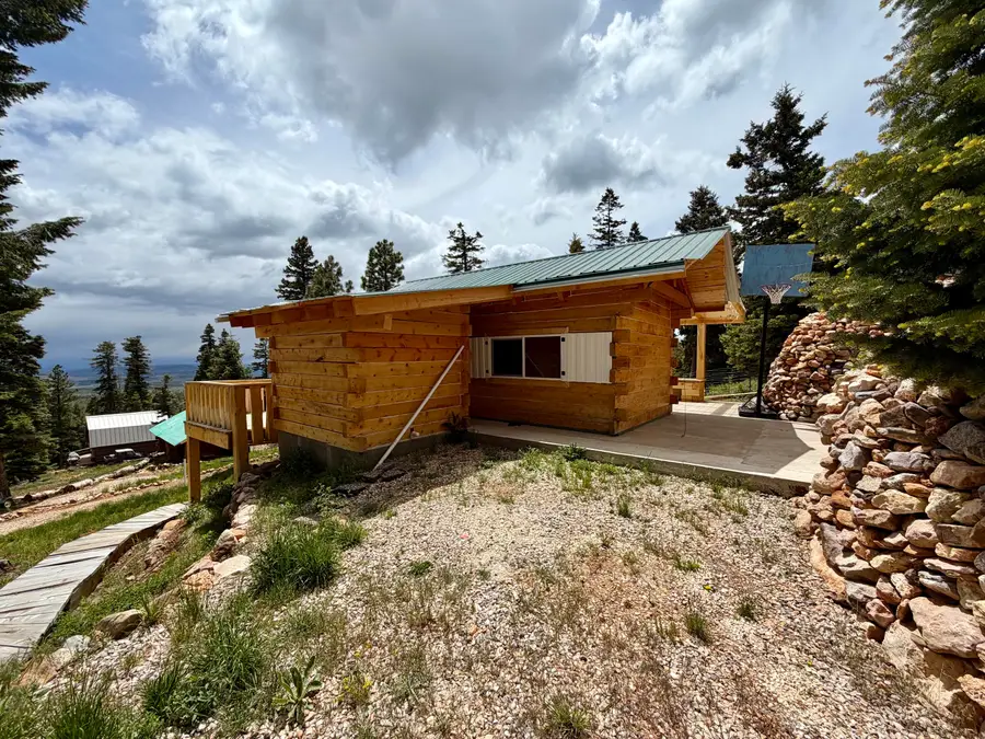 6175 W Park Dr, Duck Creek Village, UT 84762 - #2