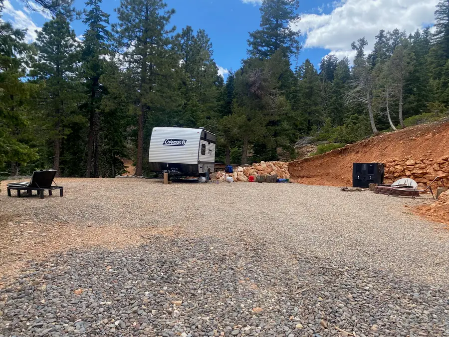 1395 W Canyon Breeze Dr, Duck Creek Village, UT 84762 - #3