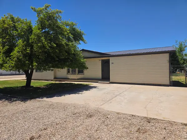 453 N 200, Parowan, UT 84761