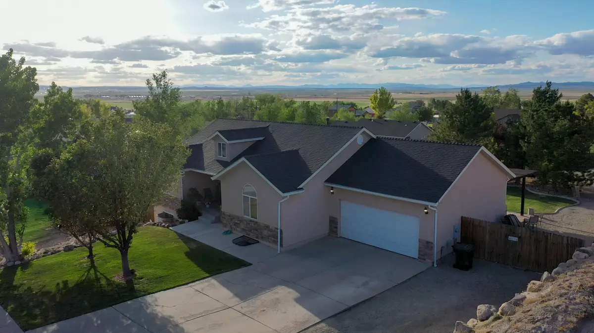 1797 E Sunset Rd, Enoch, UT 84721 - #1