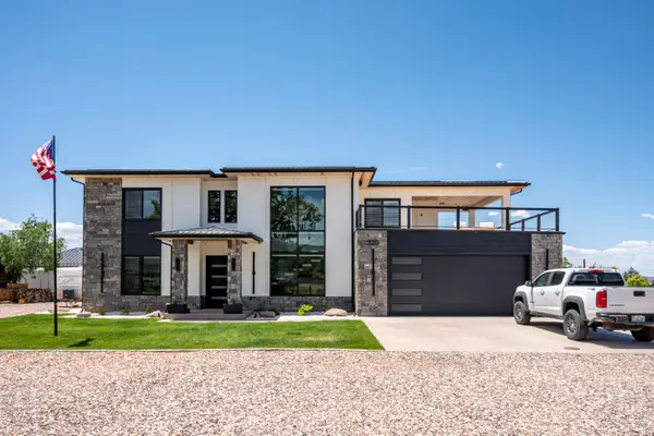 329 N 400, Parowan, UT 84761