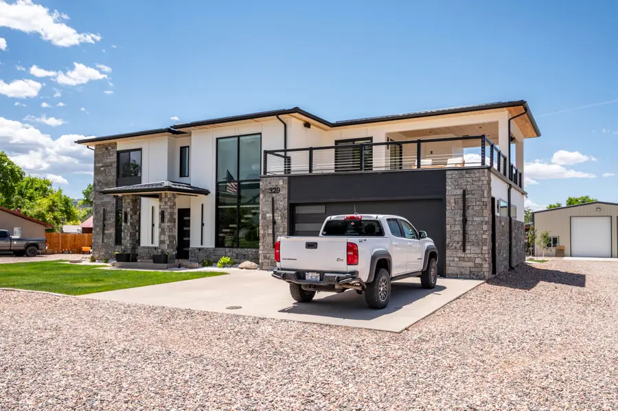 329 N 400, Parowan, UT 84761 - #2