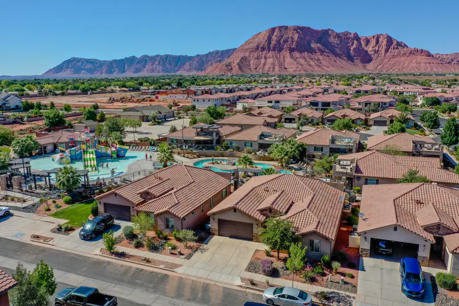 3837 W Lazy River Cir #110, Santa Clara, UT 84765 - #2