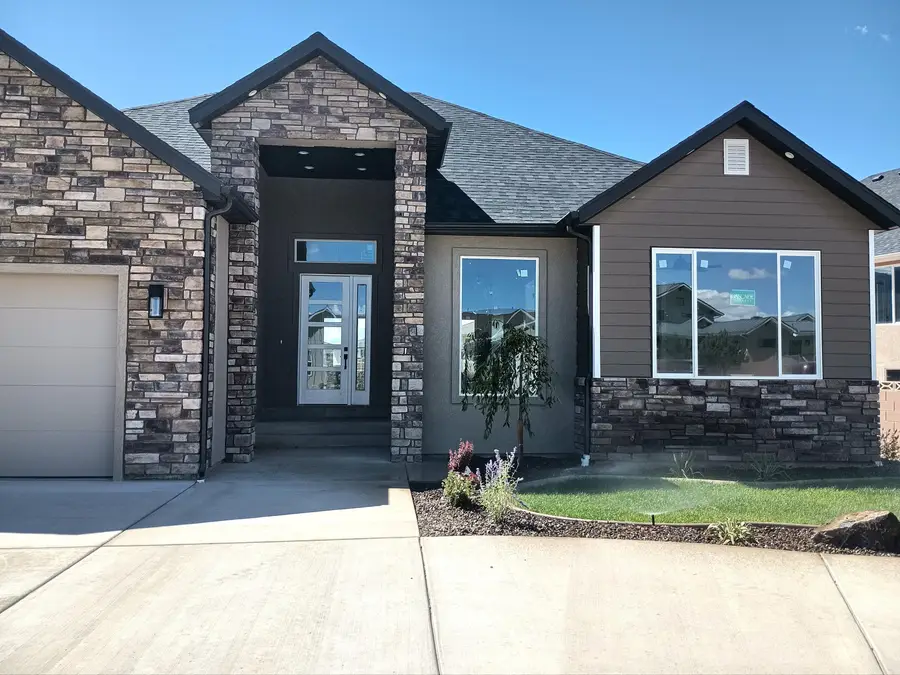 2879 W Eagle Dr, Cedar City, UT 84720 - #3