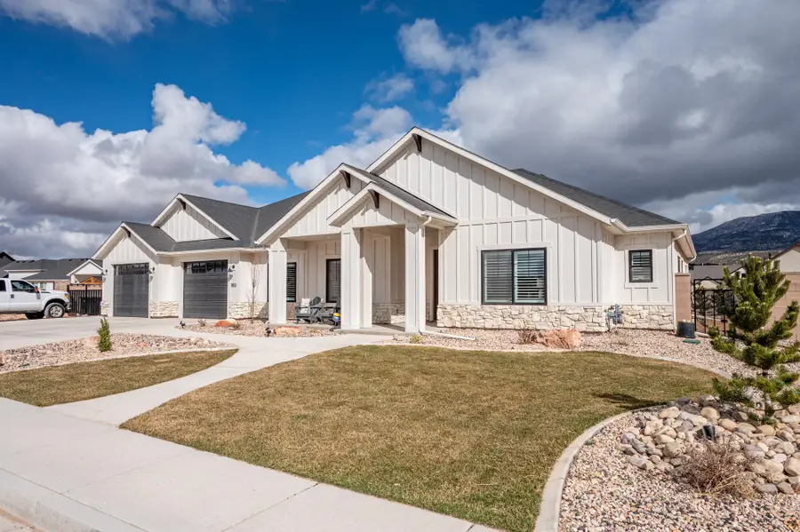 1813 S Harvest Ln, Cedar City, UT 84720 - #2