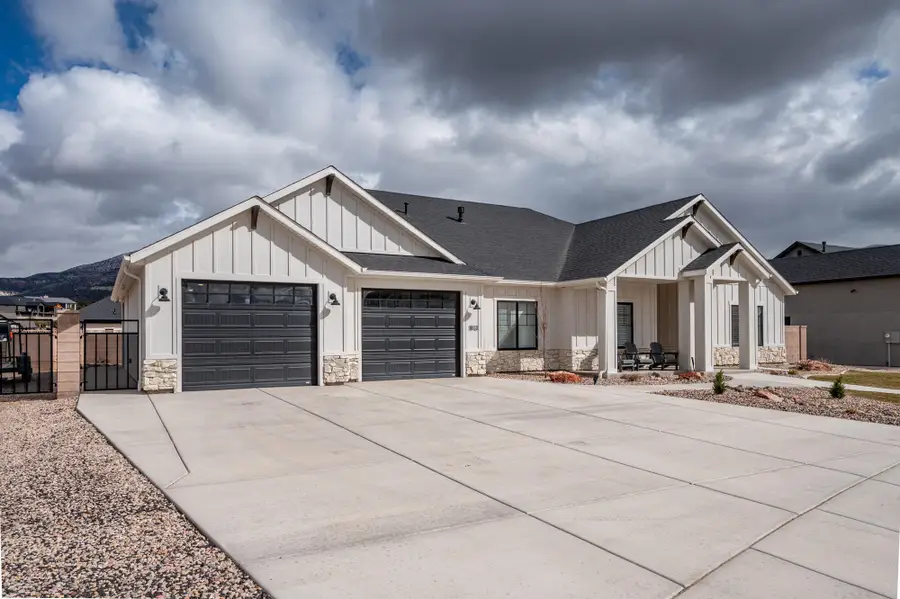1813 S Harvest Ln, Cedar City, UT 84720 - #3