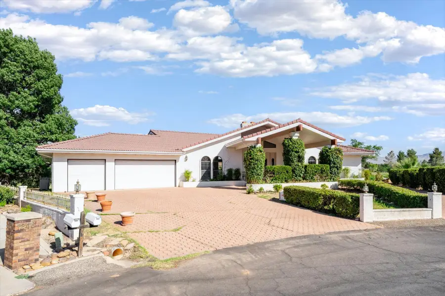1247 W Hagen Cir, Saint George, UT 84790 - #3
