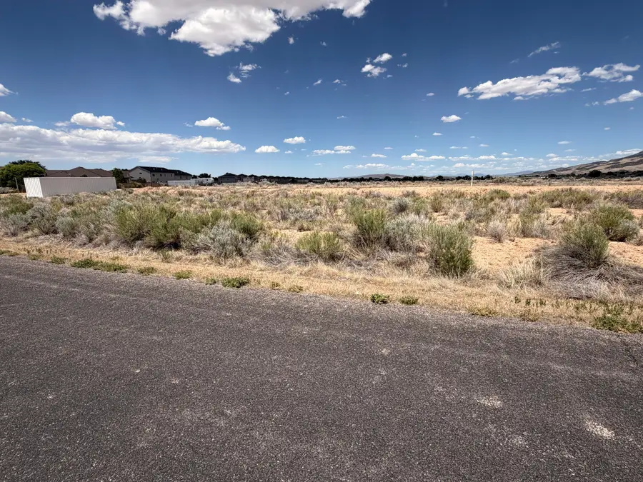 2552 W Clark Parkway, Cedar City, UT 84721 - #3