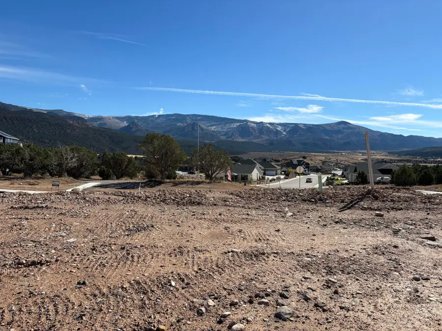 3002 W Rock Ridge Rd, Cedar City, UT 84720 - #3