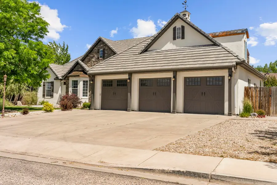 1009 S Laurie Ln, Cedar City, UT 84720 - #2