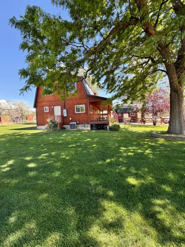95 S 200 East St, Summit, UT 84772