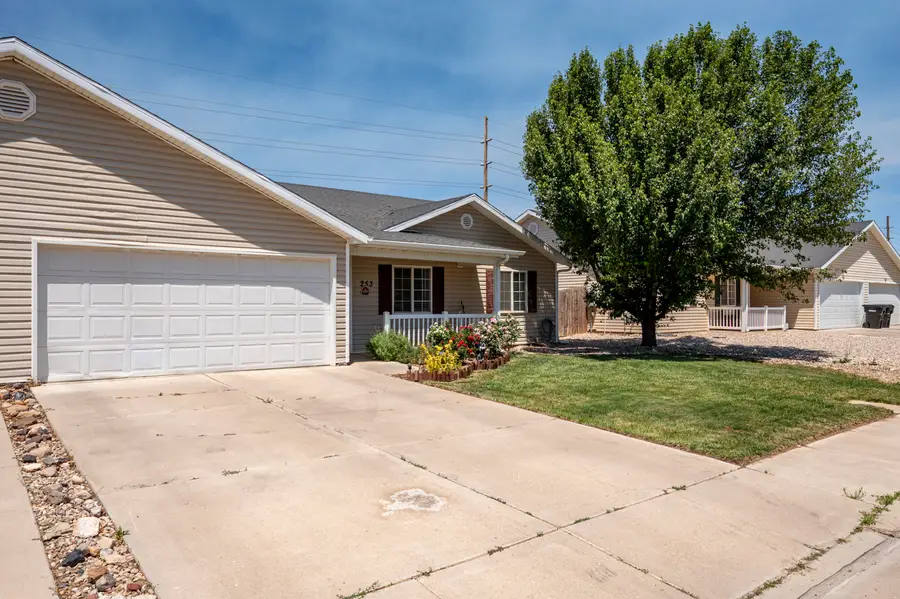 253 N 4300 W, Cedar City, UT 84720 - #3