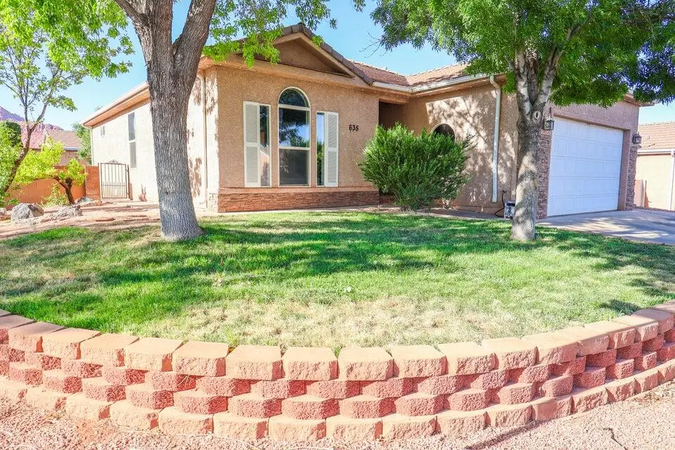 635 E 460, Ivins, UT 84738 - #1