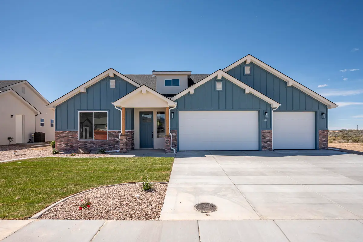 4939 N 10, Enoch, UT 84721 - #1