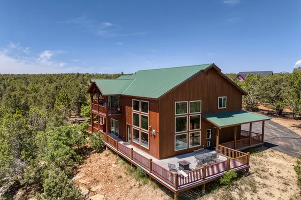 755 S Zion Ridge Dr, Orderville, UT 84758