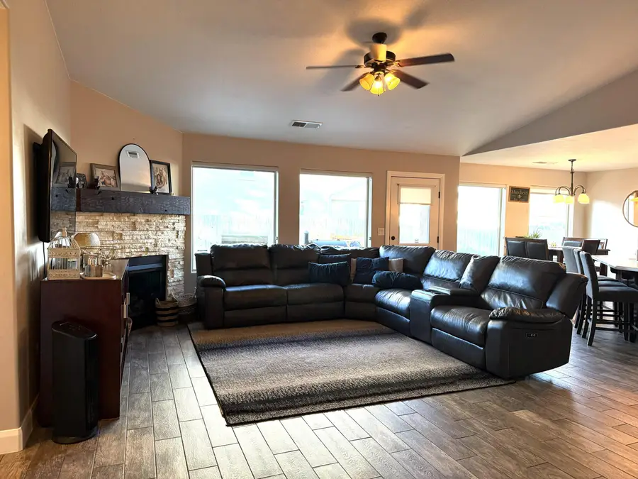 2682 N Mountain Valley Trail, Cedar City, UT 84721 - #2