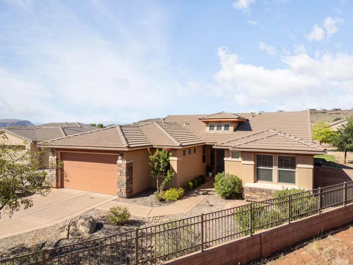 2906 E Autumn Rose Dr, Washington, UT 84780 - #1