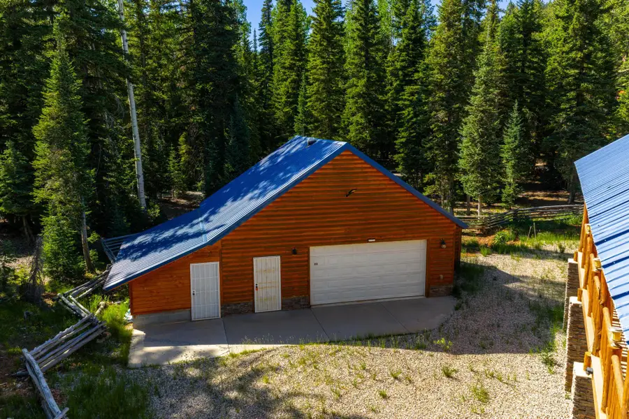 250 Silver Spruce Dr, Duck Creek Village, UT 84762 - #2