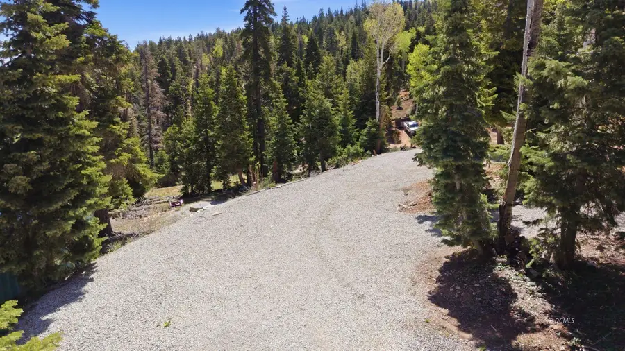 1040 W Big Horn Cir, Duck Creek Village, UT 84762 - #2