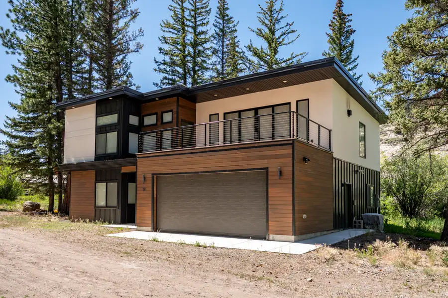 945 Clear Creek Canyon Rd #18 & 19, Panguitch, UT 84759 - #3