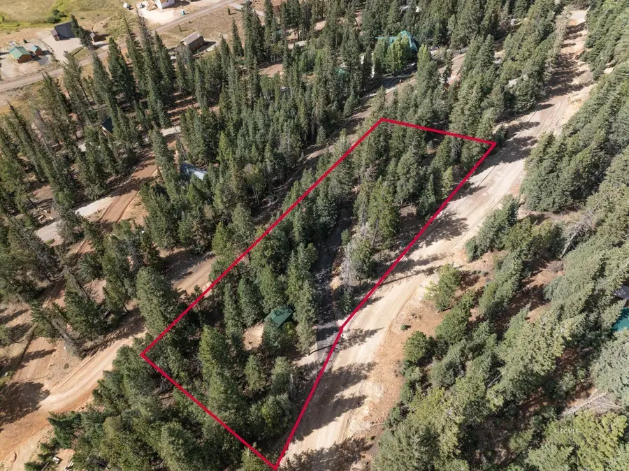 175 N Apache Trail, Duck Creek Village, UT 84762 - #2