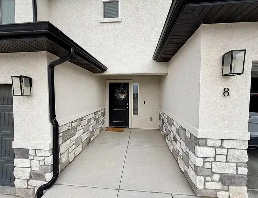 668 E Fiddlers Cove Dr #8, Cedar City, UT 84721 - #3