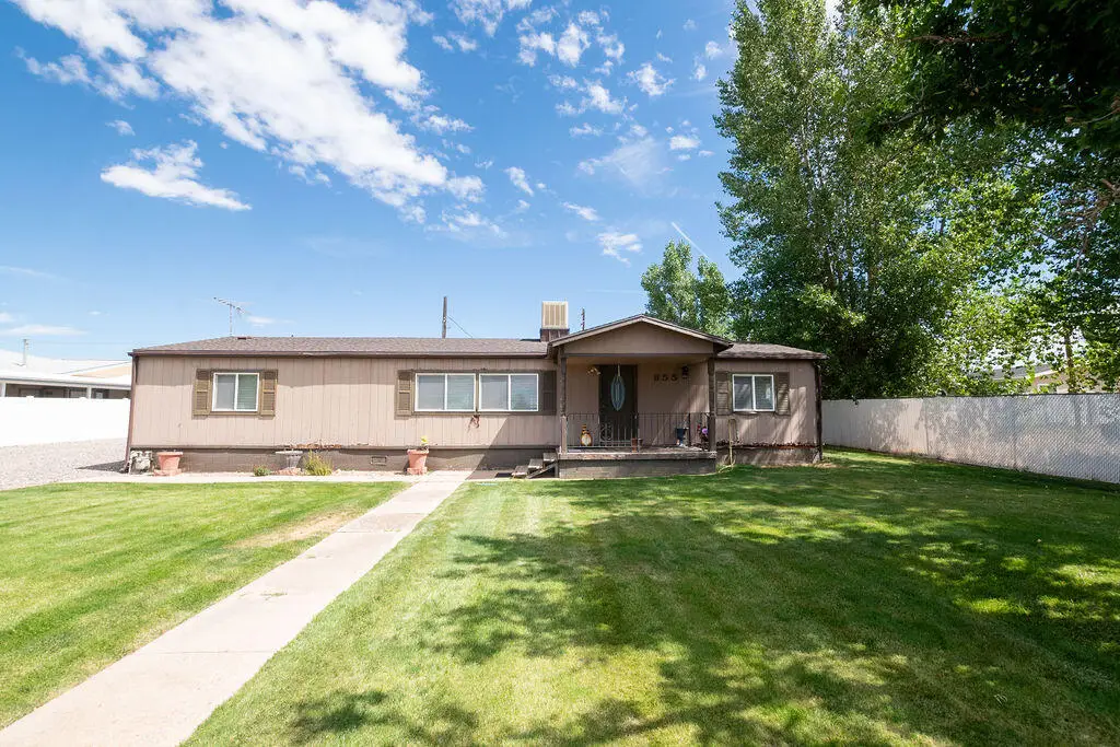 855 E 300 North St, Beaver, UT 84713 - #1