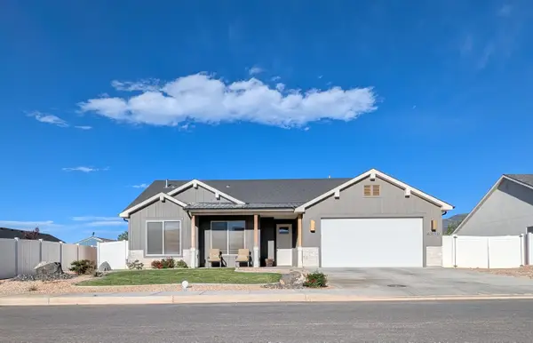 4898 N 10, Enoch, UT 84721
