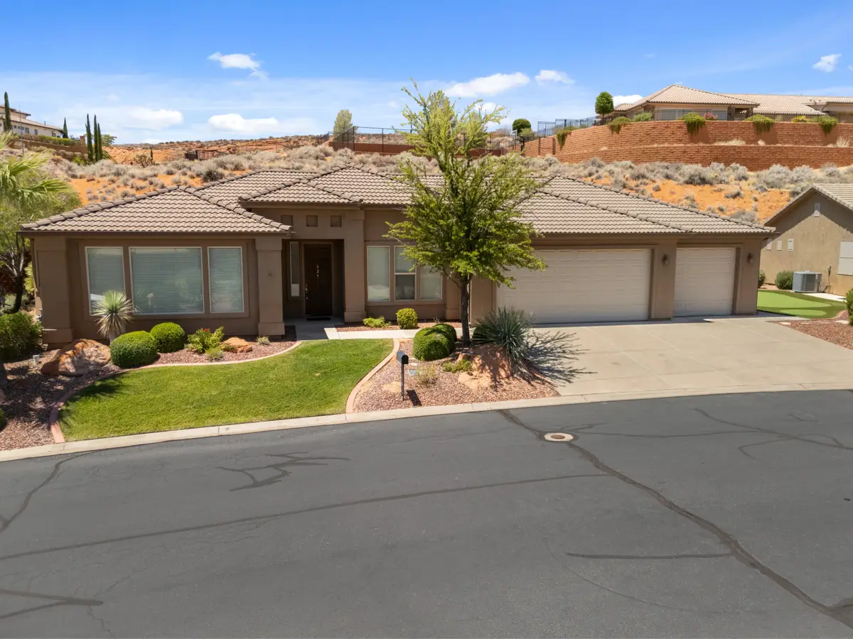627 N Red Butte Dr, Washington, UT 84780 - #1