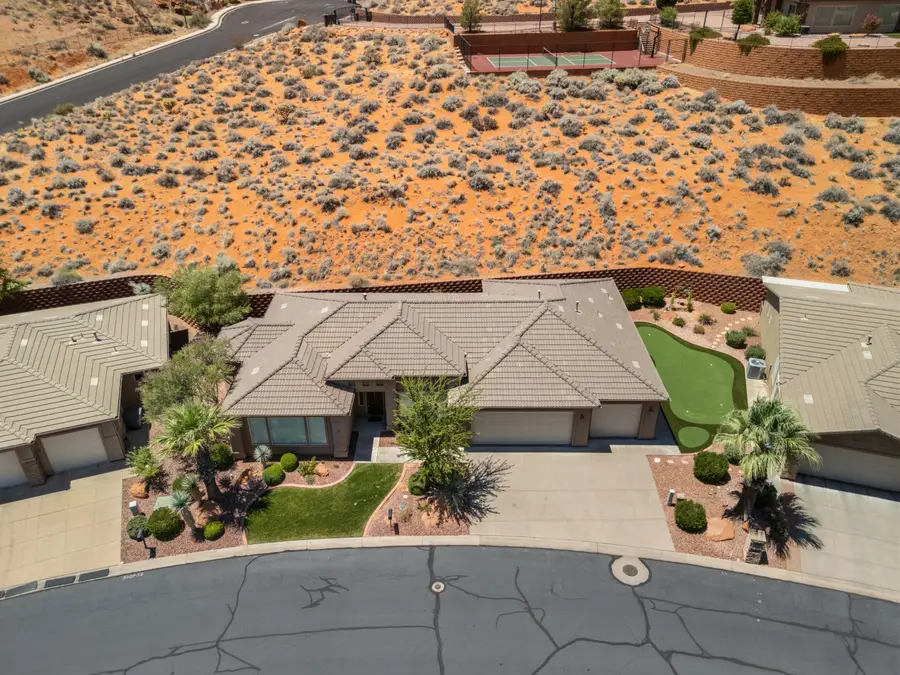 627 N Red Butte Dr, Washington, UT 84780 - #3