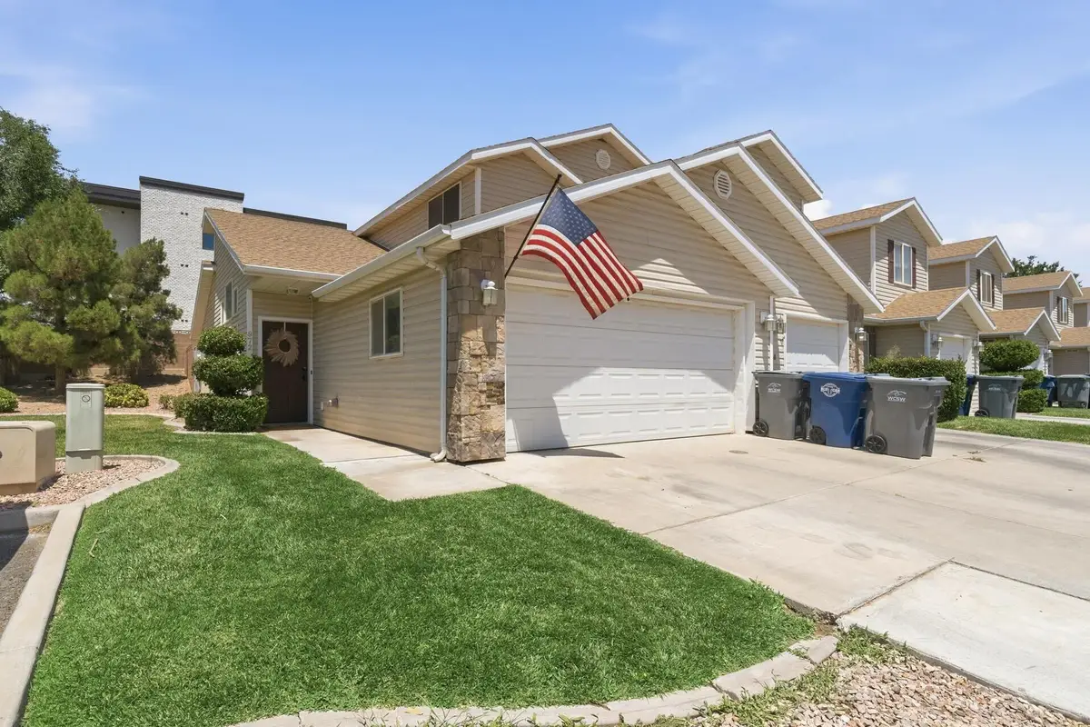 972 W 180, Hurricane, UT 84737 - #1