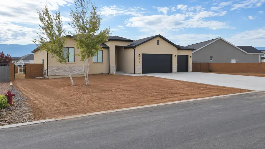 3660 Native Dancer Dr, Cedar City, UT 84721 - #3