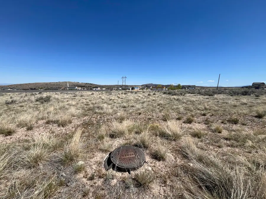 Lot 7, Blk 2 Village Green, Enoch, UT 84721 - #2
