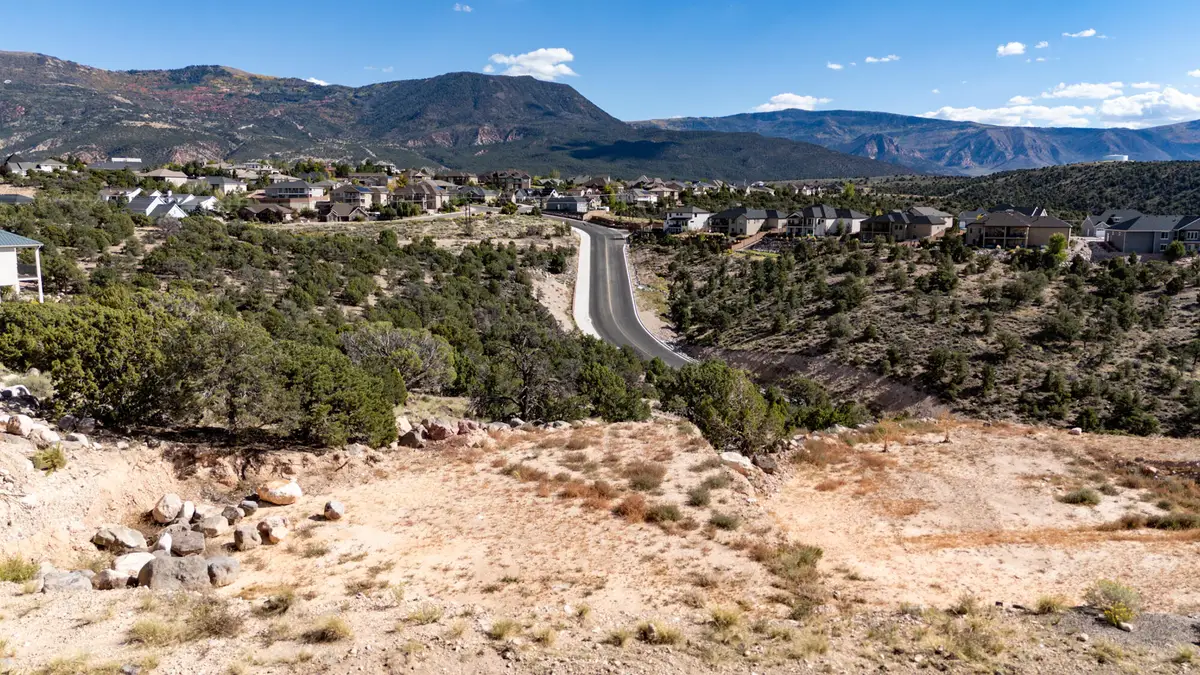 387 S Carmel Ridge Cir, Cedar City, UT 84720 - #1