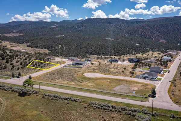 701 S Heritage Hills Dr, Parowan, UT 84761