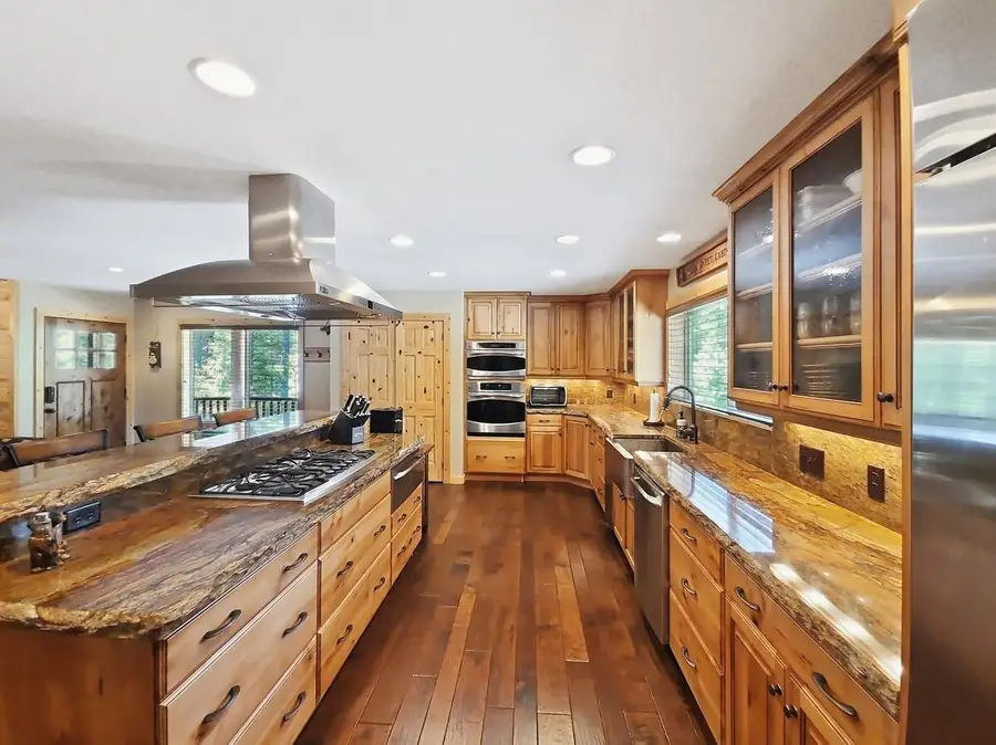 1525 N Henry Rd, Duck Creek Village, UT 84762 - #3
