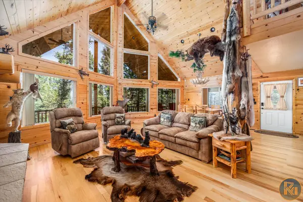 2945 Comanche Dr, Duck Creek Village, UT 84762