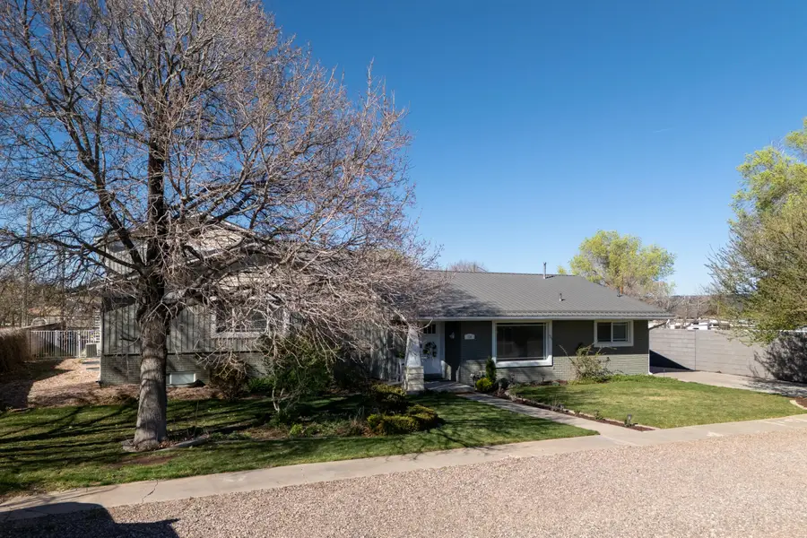 130 W 100 St, Enterprise, UT 84725 - #3