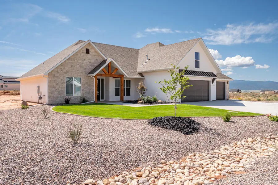 4203 W 1800, Cedar City, UT 84720 - #2