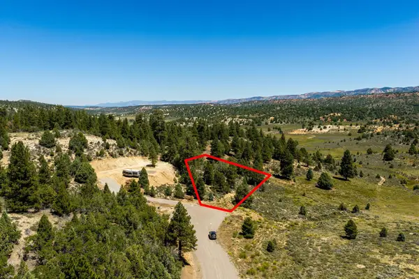 2650 N Carter Circle, Alton, UT 84710