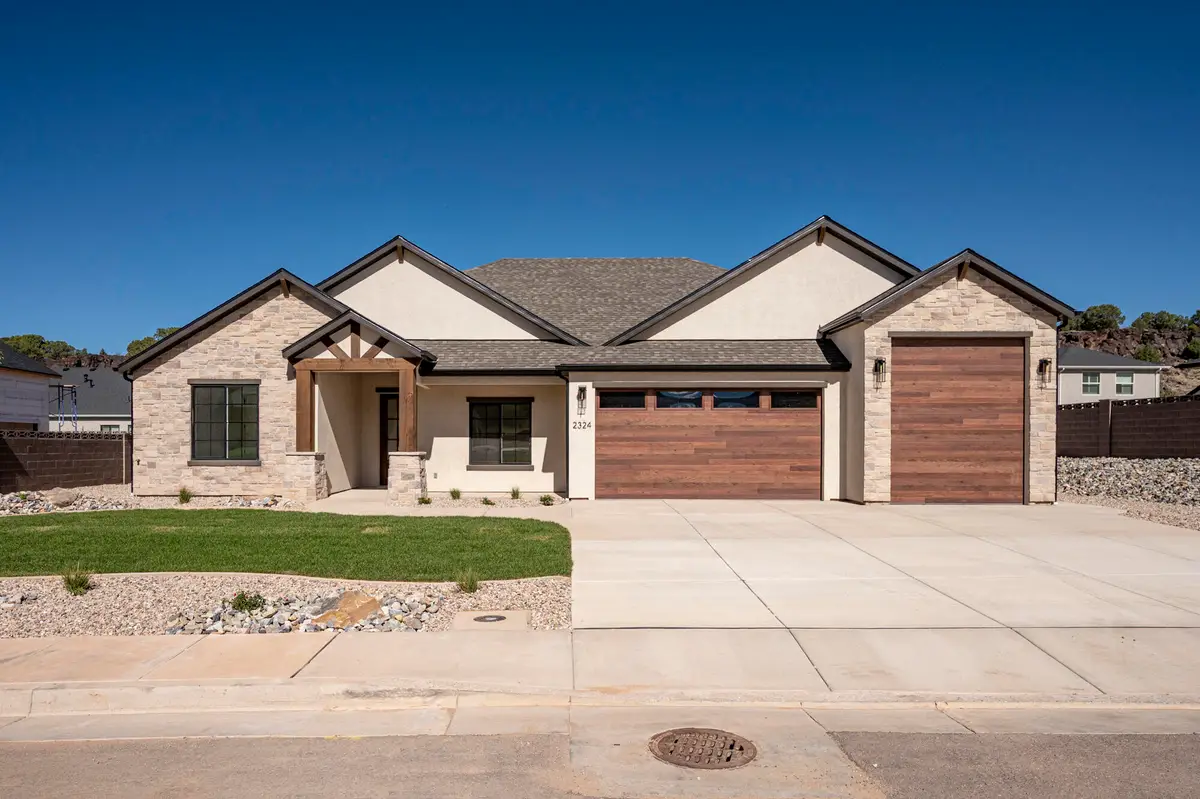 2324 S Eagle Ridge Dr, Cedar City, UT 84720 - #1