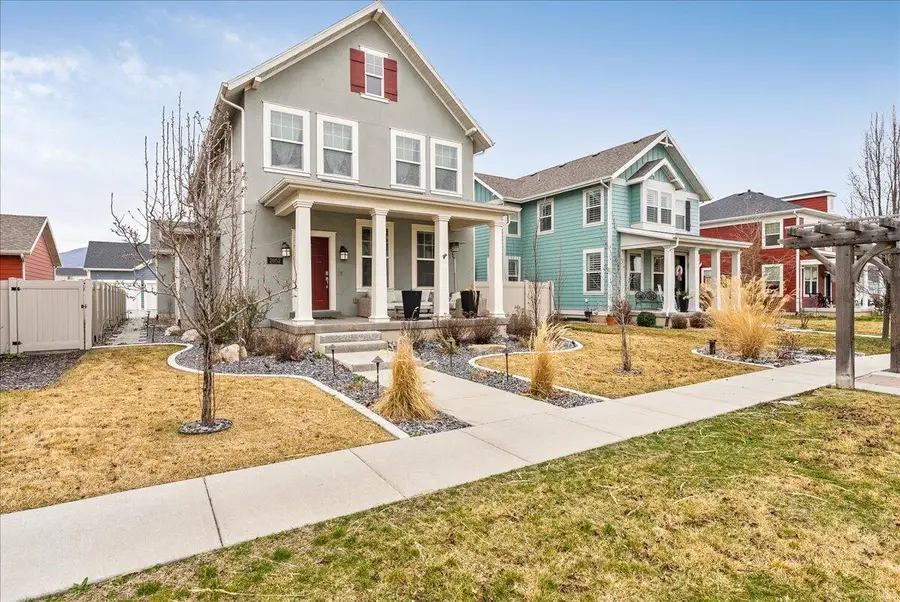 2052 W Phillips St, Kaysville, UT 84037 - #3