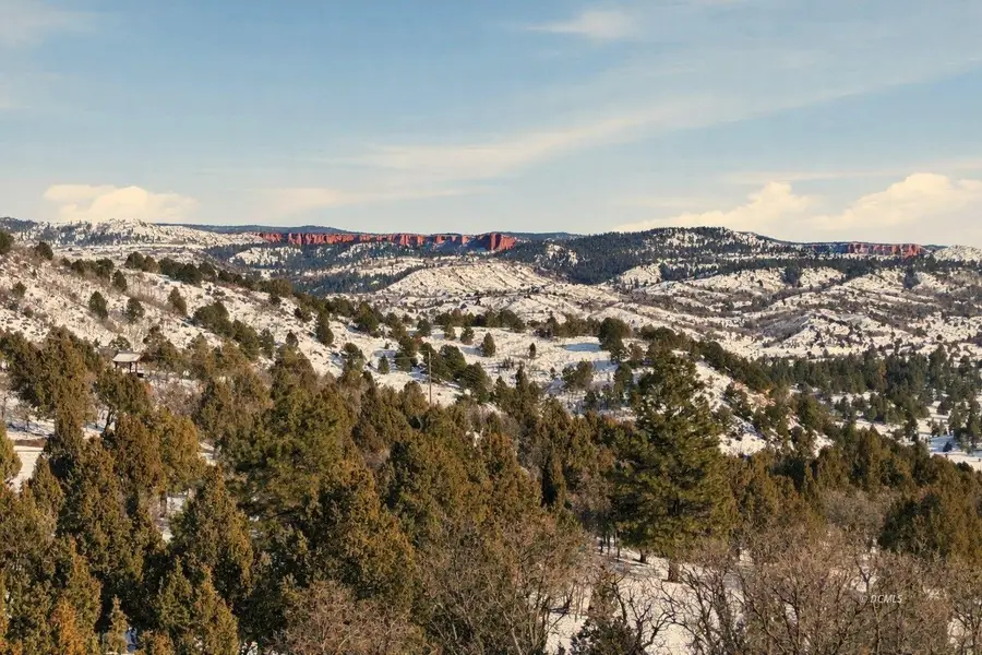 3280 N Tule Cir, Duck Creek Village, UT 84762 - #2