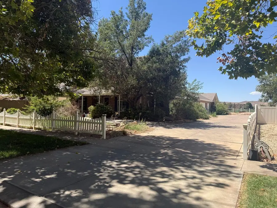 1332 S 325, Hurricane, UT 84737 - #3