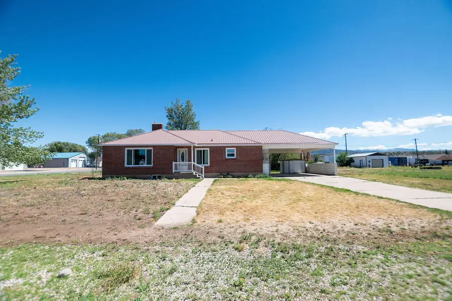 15 S 400 East St, Beaver, UT 84713 - #2