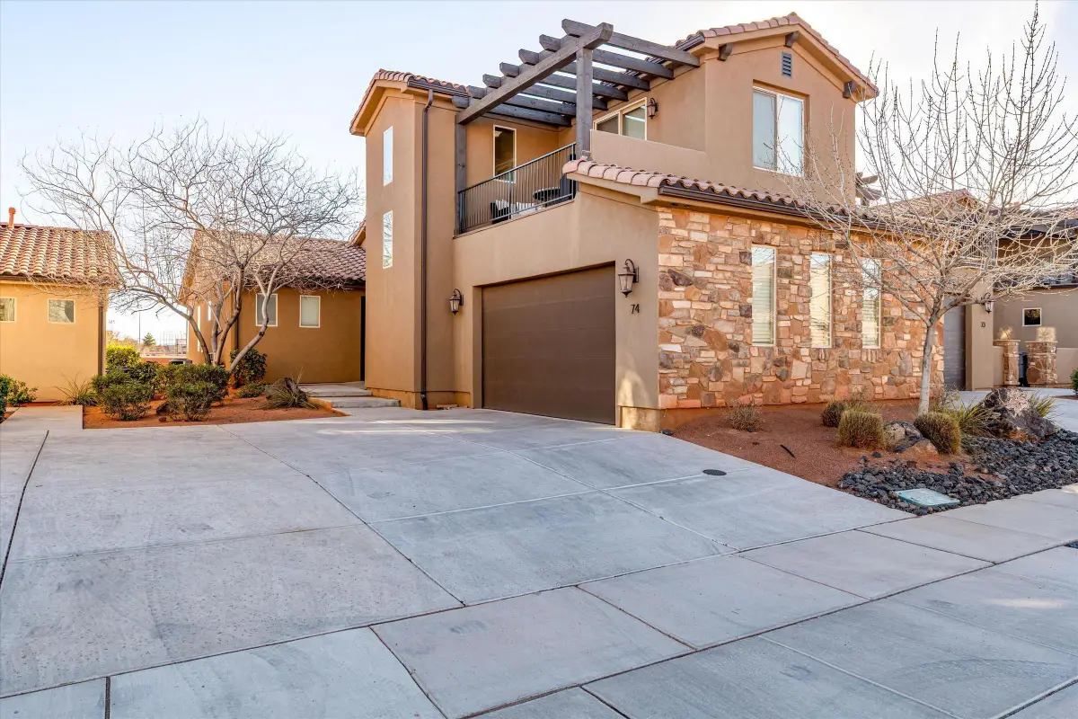 3800 Paradise Village Dr #74, Santa Clara, UT 84765 - #1